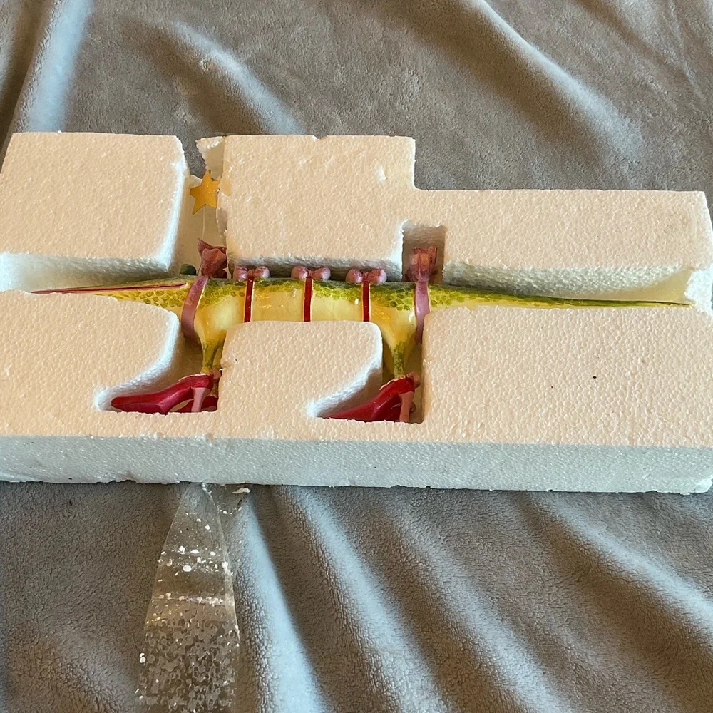 Patience Brewster Christmas Krinkles Alligator Candle Holder for Dept. 56 - Picture 2 of 13